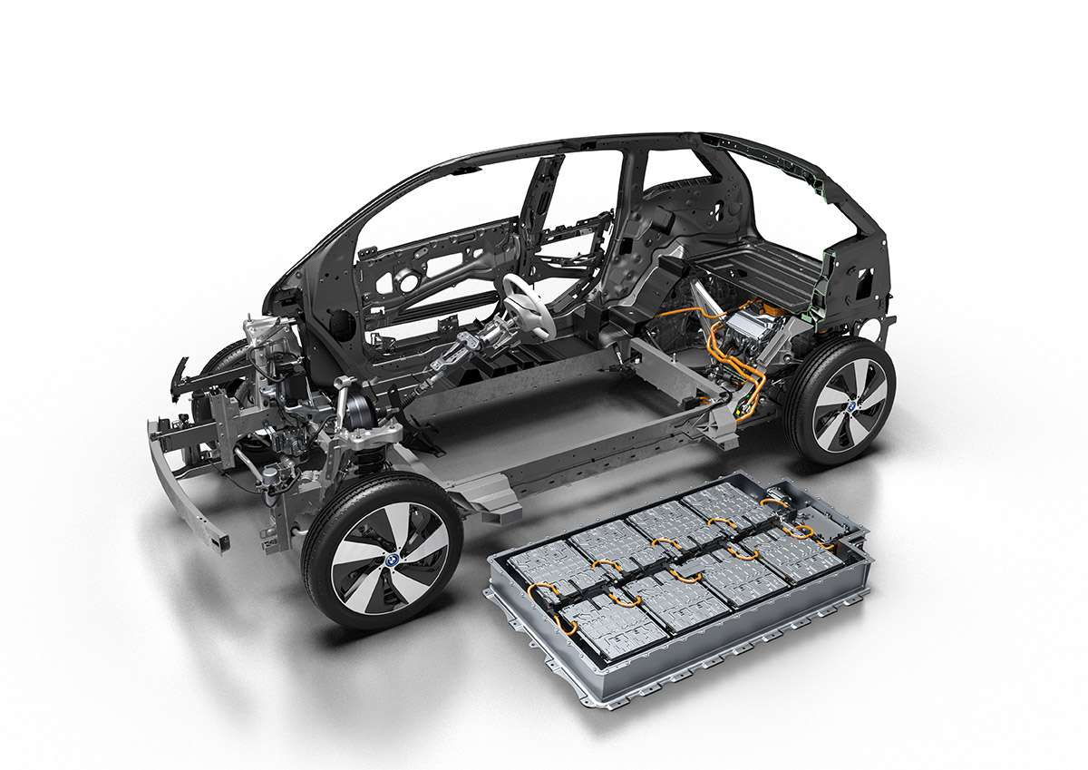 5.-The-high-voltage-battery-technology-in-the-BMW-i3s-1.jpg