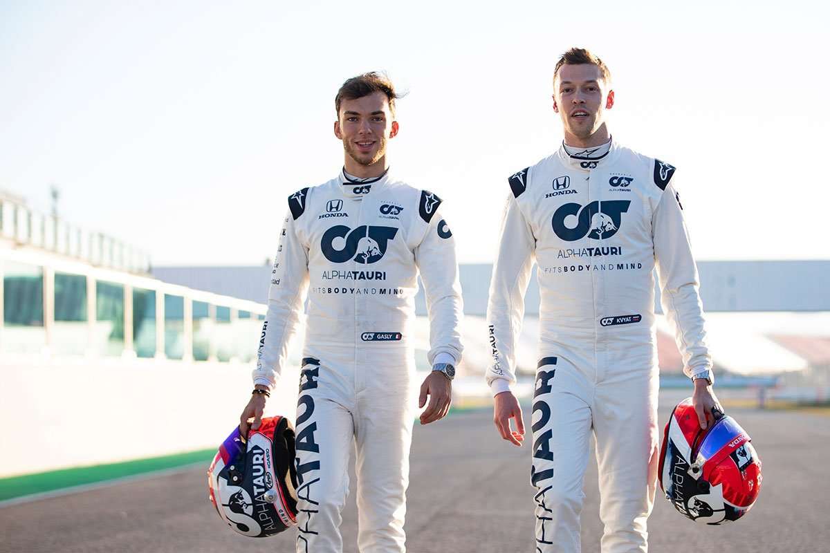 Pierre-Gasly-and-Danil-Kvyat.jpg