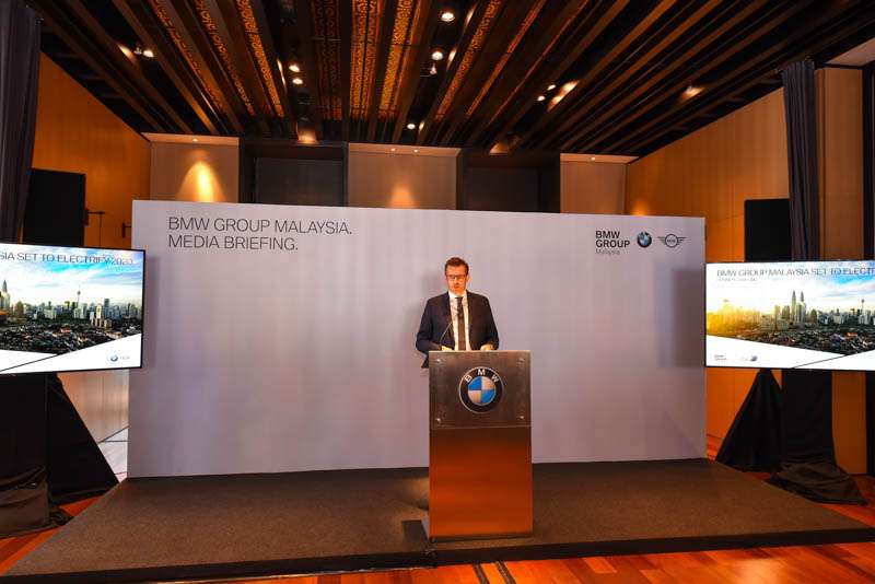 02.-BMW-Group-Malaysia-takes-the-Leadership-Position-in-the-Automotive-Premium-Segment-following-Success-in-2020.jpg