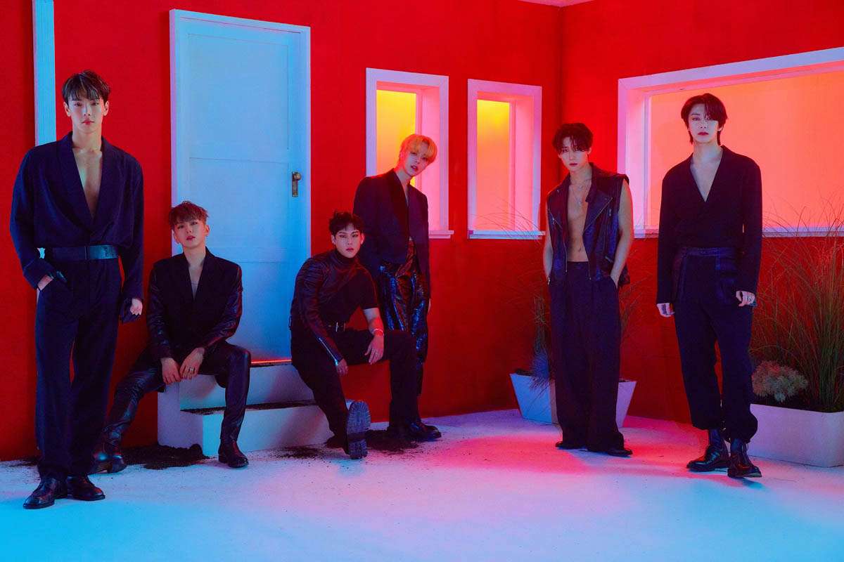 02_MonstaX_K-Pop_Airbnb.jpg