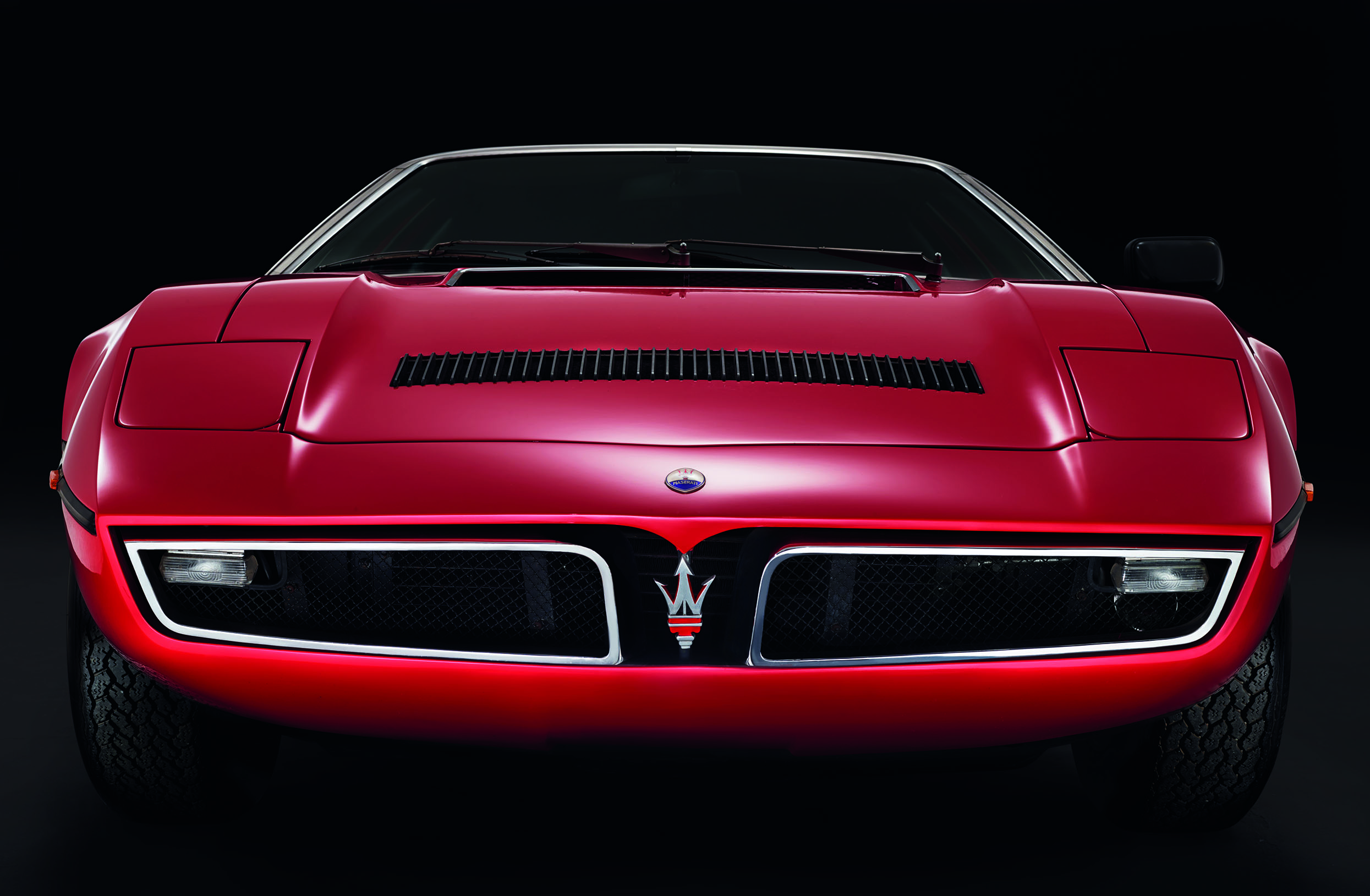 01_Maserati_Bora.jpg