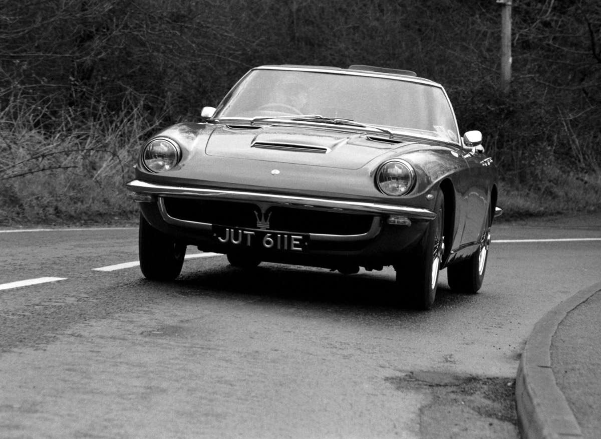 01_Maserati-Mistral.jpg