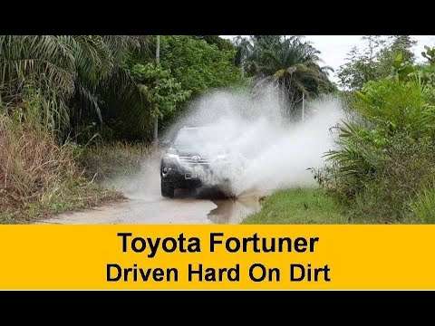 Toyota Fortuner, 2015 – Slipping on Sand – Drive to the Boondocks / YS Khong Driving