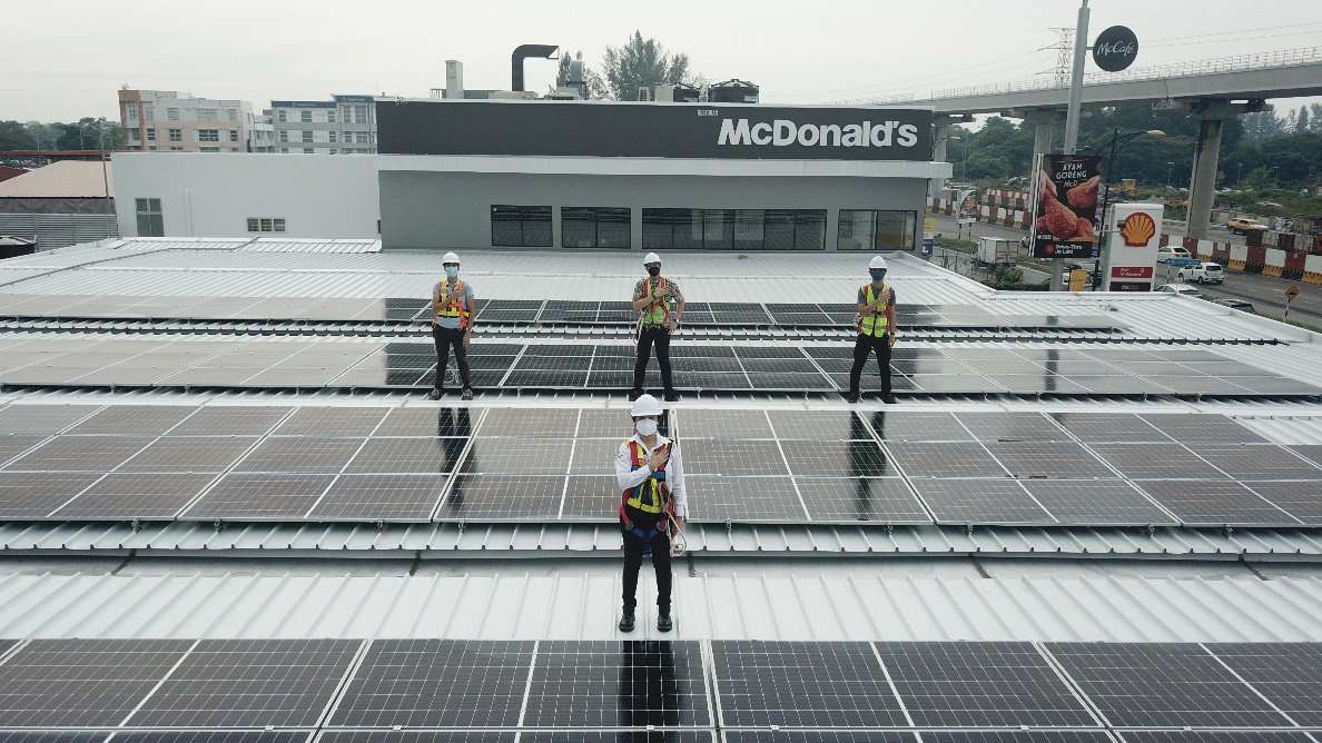 Shell-Malaysia-Reinforces-Its-Commitment-to-Lower-Carbon-Emissions-with-More-Than-200-Solar-Powered-Retail-Stations.jpg