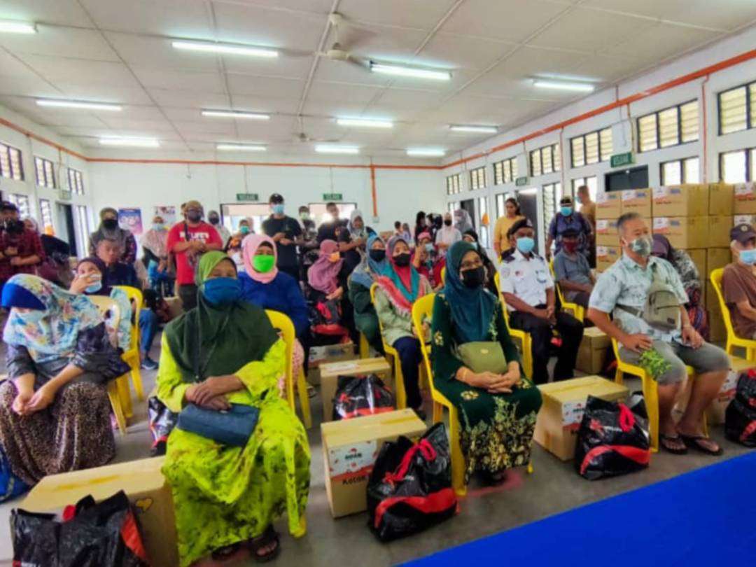 ShopeeGivesBack-raised-RM2.9-million-to-support-underserved-families.jpg