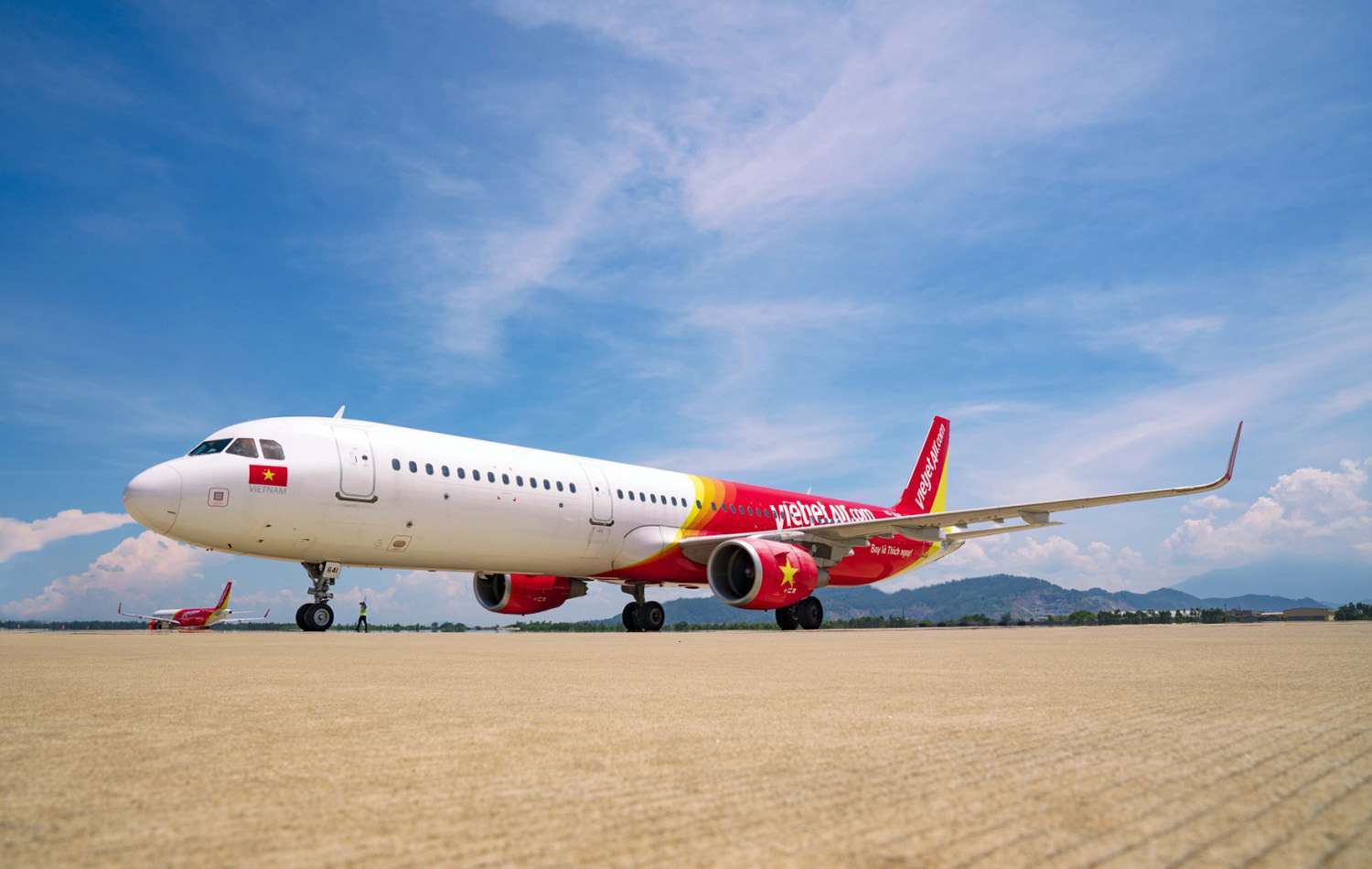 Vietjets-epic-7.7-deal-from-as-low-as-US1-starts-now.jpg