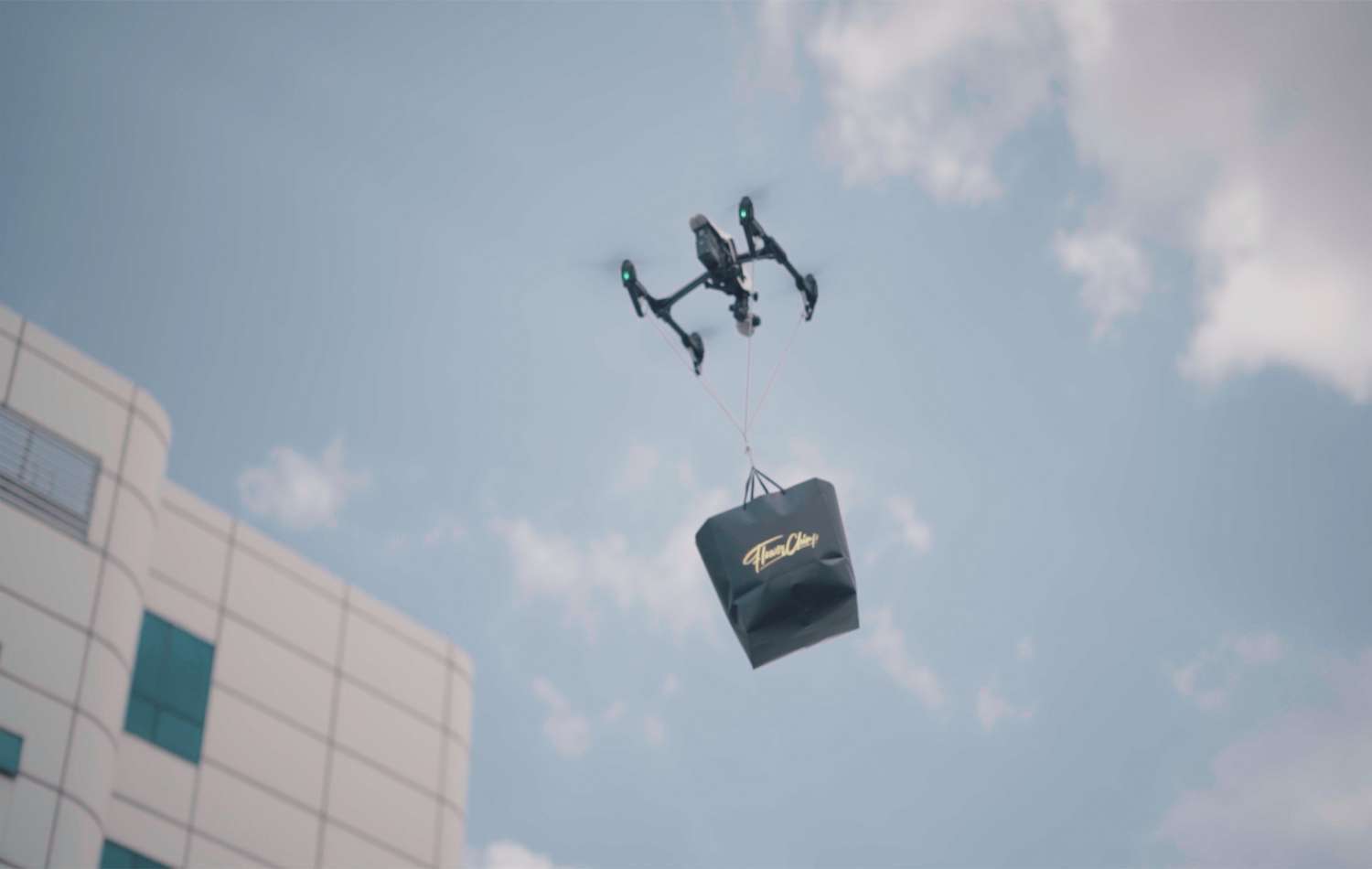 Flower-Chimp-Committed-to-Enhance-Customer-Experience-with-Commercial-Drone-Delivery.jpg
