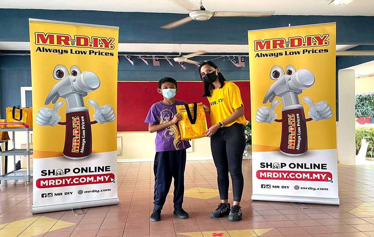Students-get-a-‘Back-to-School-boost-from-MR-D.I.Y..jpg