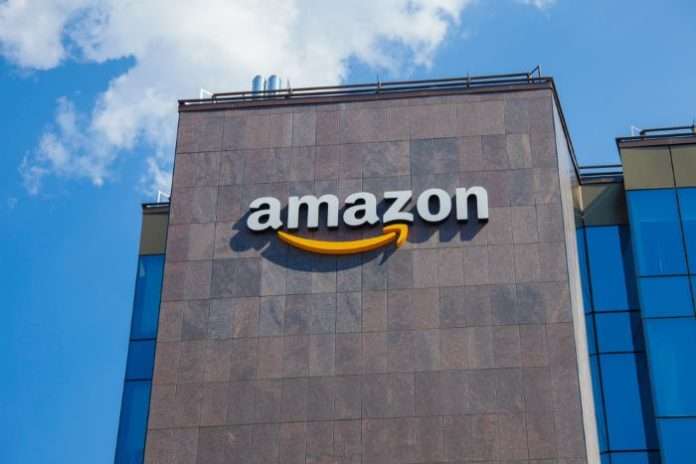 Customers-in-Malaysia-can-now-shop-from-over-thousands-of-deals-during-Black-Friday-on-Amazon-Singapore-to-kick-off-the-holiday-season.jpg