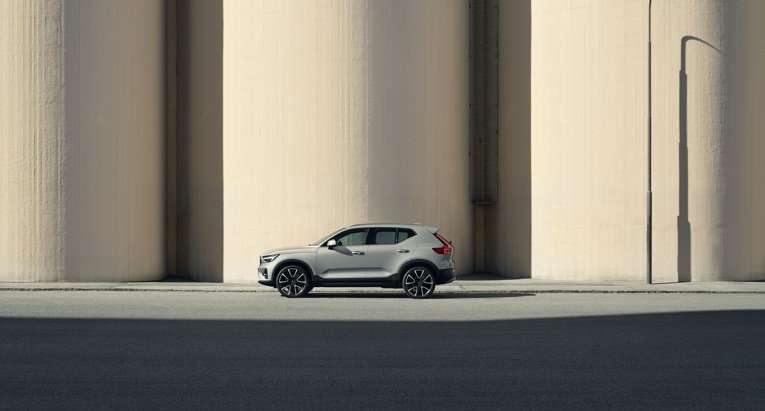 Volvo-XC40-Mild-Hybrid-is-now-Available-with-2023-Facelift.jpg