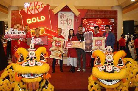 KitKat®s-Share-The-Love-Share-The-Golden-Break-Campaign-To-Connect-Loved-Ones-During-CNY-Win-More-Than-RM350K-in-Prizes-with-KitKat®s-Win-Gold-Contest.jpg