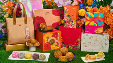 Oversea-Restaurant-Returns-with-a-Remarkable-Twist-of-Crazy-Rich-Flavours-Mooncakes-Better-than-Ever.png