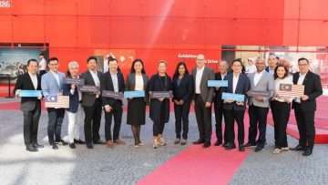 Mercedes-Benz-unveils-a-seamless-customer-experience-through-Retail-of-the-Future-agency-model-in-Malaysia.jpg