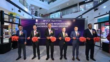 BYD-Launches-First-Mall-concept-Showroom-in-East-Malaysia.jpg