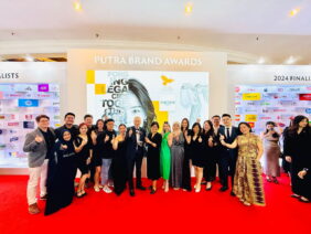 Image-3-Spritzer-Team-at-Putra-Brand-Awards.jpg