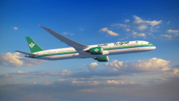 Saudia_787_AirToAir_01.jpg