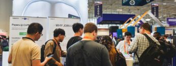 1_OPPO-Booth.jpg