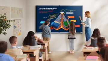 Interactive-Whiteboard_Samsung-AI-Assistance.jpg
