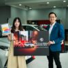 Siew-Fen-the-winner-of-MGs-Gifts-Great-Drives-2025-and-Hoffen-Teh-Chief-Operating-Officer-of-SAIC-Motor-Malaysia.jpg