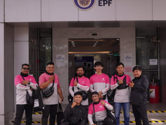 foodpanda-Delivery-Riders-participating-in-the-From-Ride-to-Retire-in-Sarawak-in-collaboration-with-Employees-Provident-Fund-EPF.jpg